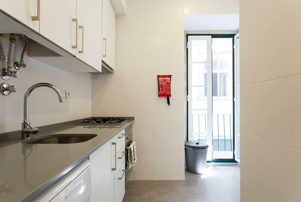 Central Downtown By Central Hill Apartments 0*, Lisbon